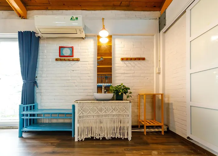 Apartment Banana And Rose Ha Long